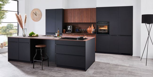 Küche mit Kochinsel