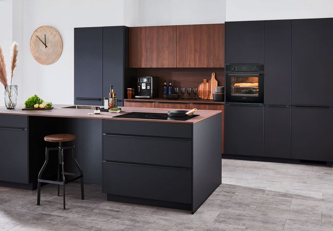 Küche mit Kochinsel